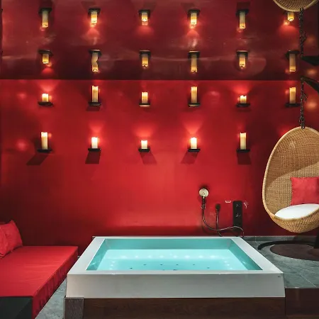 Chouchou Hotel 4*